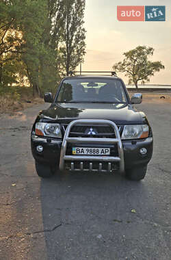 Позашляховик / Кросовер Mitsubishi Pajero Wagon 2006 в 