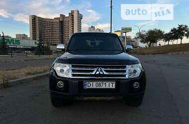 Позашляховик / Кросовер Mitsubishi Pajero Wagon 2007 в Києві