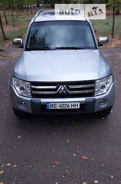 Позашляховик / Кросовер Mitsubishi Pajero Wagon 2007 в Миколаєві