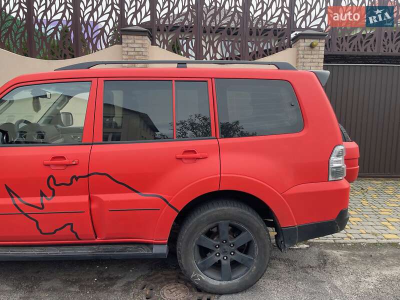 Внедорожник / Кроссовер Mitsubishi Pajero Wagon 2008 в Киеве