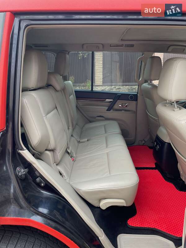 Внедорожник / Кроссовер Mitsubishi Pajero Wagon 2008 в Киеве