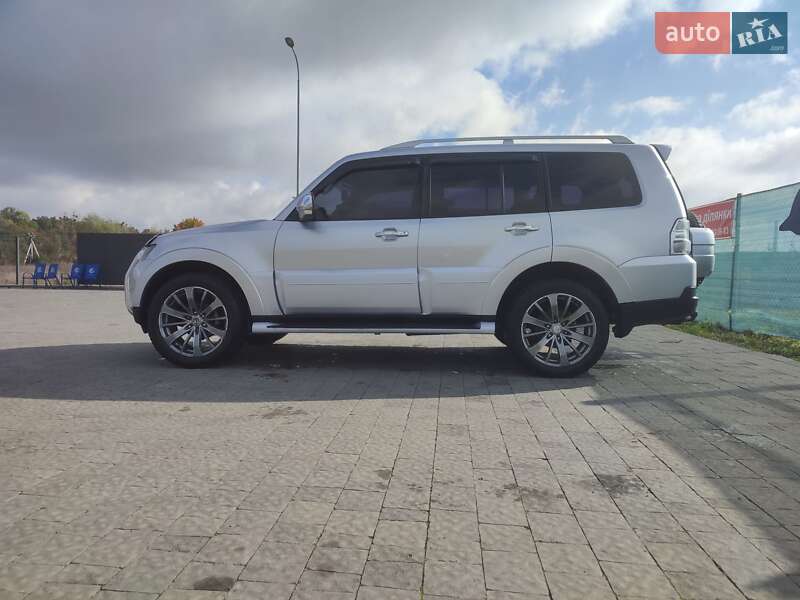 Внедорожник / Кроссовер Mitsubishi Pajero Wagon 2007 в Львове
