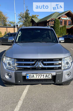 Внедорожник / Кроссовер Mitsubishi Pajero Wagon 2008 в Александрие