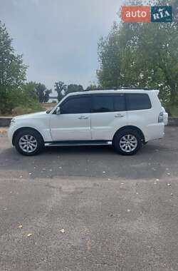 Внедорожник / Кроссовер Mitsubishi Pajero Wagon 2010 в Горишних Плавнях