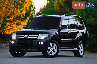 Внедорожник / Кроссовер Mitsubishi Pajero Wagon 2009 в Днепре