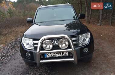 Внедорожник / Кроссовер Mitsubishi Pajero Wagon 2008 в Вараше