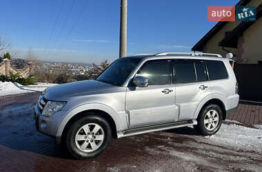 Внедорожник / Кроссовер Mitsubishi Pajero Wagon 2007 в Черновцах