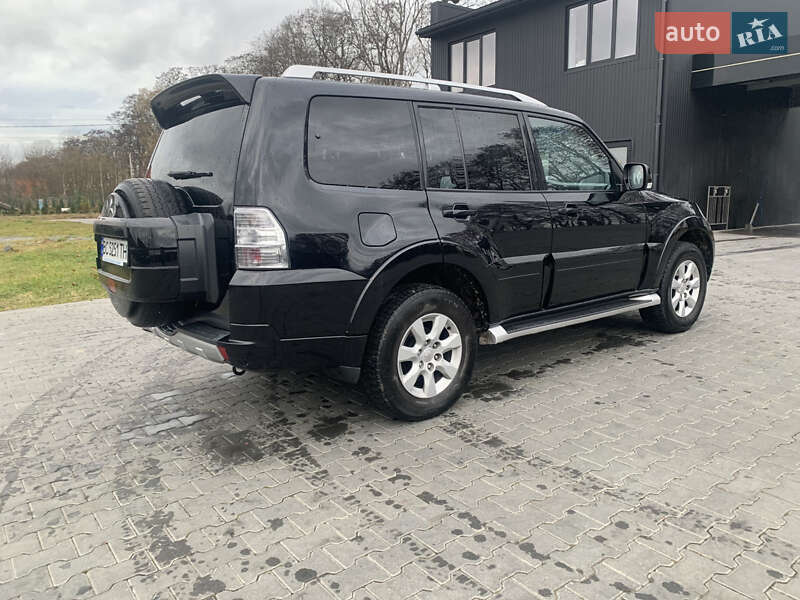 Внедорожник / Кроссовер Mitsubishi Pajero Wagon 2011 в Львове