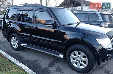 Внедорожник / Кроссовер Mitsubishi Pajero Wagon 2011 в Хмельницком