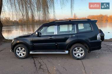 Внедорожник / Кроссовер Mitsubishi Pajero Wagon 2010 в Ровно