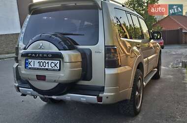 Внедорожник / Кроссовер Mitsubishi Pajero Wagon 2013 в Киеве