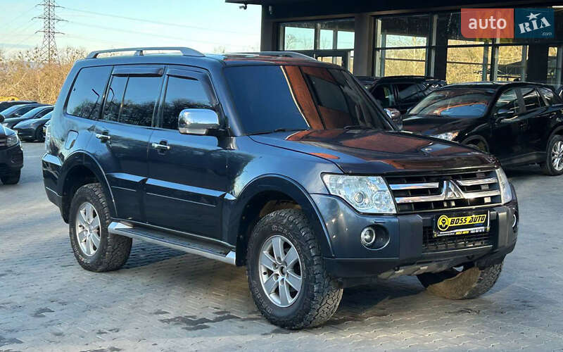 Внедорожник / Кроссовер Mitsubishi Pajero Wagon 2008 в 