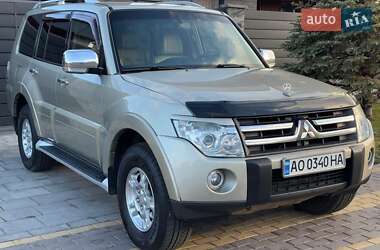 Позашляховик / Кросовер Mitsubishi Pajero Wagon 2007 в Києві