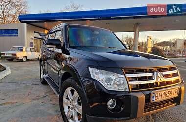 Позашляховик / Кросовер Mitsubishi Pajero Wagon 2008 в 