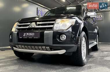 Позашляховик / Кросовер Mitsubishi Pajero Wagon 2009 в Києві