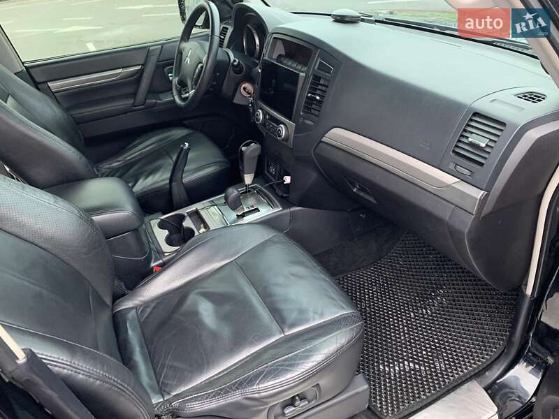 Внедорожник / Кроссовер Mitsubishi Pajero Wagon 2008 в Днепре