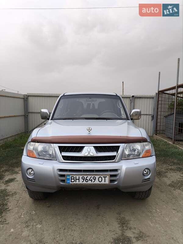 Mitsubishi Pajero Wagon 2006