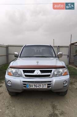 Внедорожник / Кроссовер Mitsubishi Pajero Wagon 2006 в 