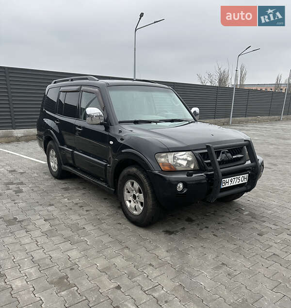 Mitsubishi Pajero Wagon 2004