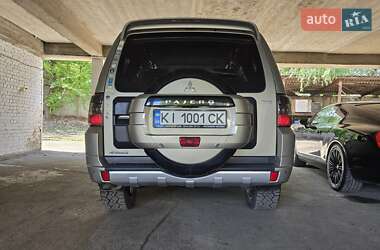 Внедорожник / Кроссовер Mitsubishi Pajero Wagon 2013 в Киеве