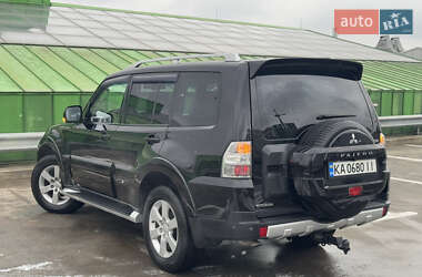 Позашляховик / Кросовер Mitsubishi Pajero Wagon 2008 в Києві