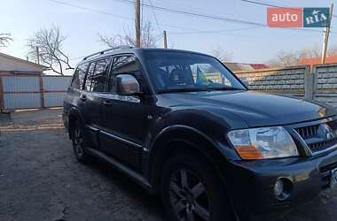 Внедорожник / Кроссовер Mitsubishi Pajero Wagon 2005 в Киеве