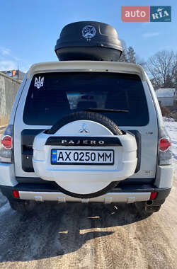 Позашляховик / Кросовер Mitsubishi Pajero Wagon 2007 в Харкові