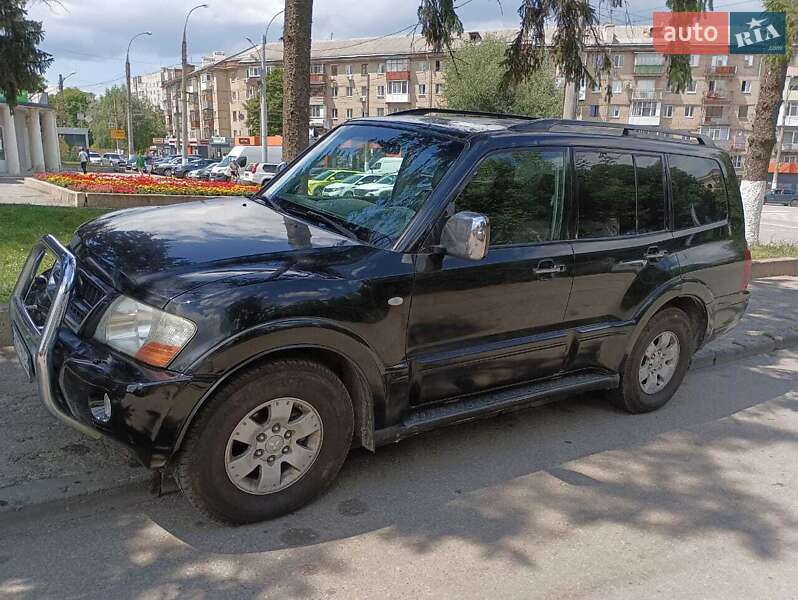 Внедорожник / Кроссовер Mitsubishi Pajero Wagon 2005 в Харькове фото 2 Внедорожник / Кроссовер Mitsubishi Pajero Wagon 2005 в Харькове