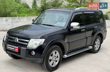 Внедорожник / Кроссовер Mitsubishi Pajero Wagon 2008 в Киеве