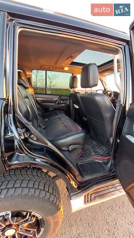 Позашляховик / Кросовер Mitsubishi Pajero Wagon 2008 в Вознесенську