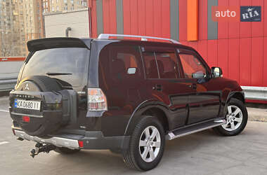 Внедорожник / Кроссовер Mitsubishi Pajero Wagon 2008 в Киеве