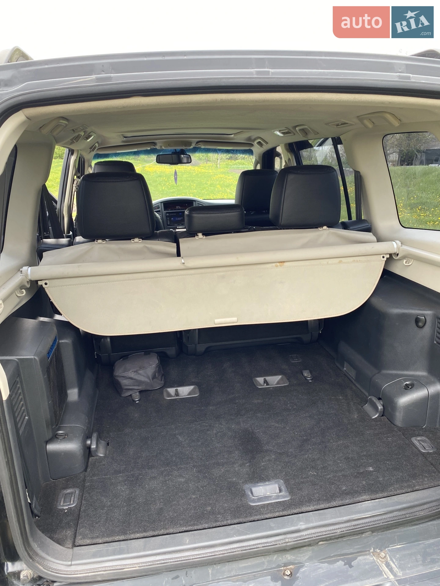 2014 Mitsubishi Pajero - мініатюра 23