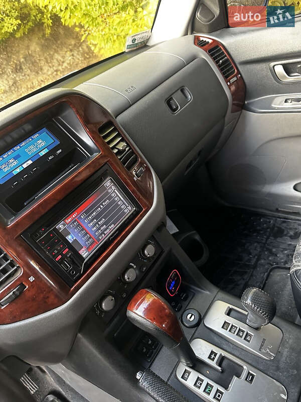 Внедорожник / Кроссовер Mitsubishi Pajero Wagon 2004 в Черновцах