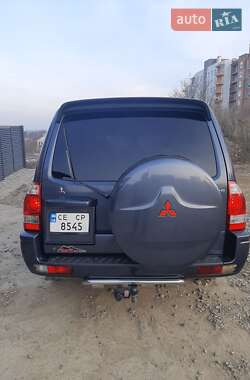 Внедорожник / Кроссовер Mitsubishi Pajero Wagon 2006 в 