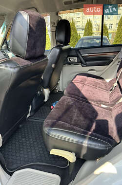 Внедорожник / Кроссовер Mitsubishi Pajero Wagon 2007 в 