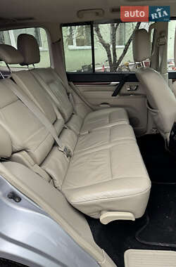 Внедорожник / Кроссовер Mitsubishi Pajero Wagon 2007 в 