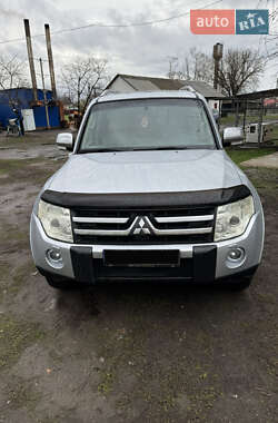 Внедорожник / Кроссовер Mitsubishi Pajero Wagon 2007 в 