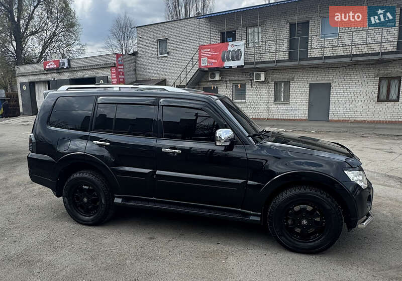 Позашляховик / Кросовер Mitsubishi Pajero Wagon 2008 в Дніпрі