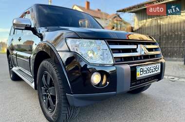 Внедорожник / Кроссовер Mitsubishi Pajero Wagon 2007 в 