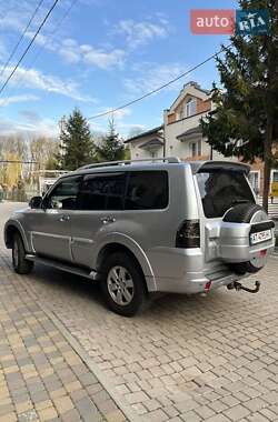 Позашляховик / Кросовер Mitsubishi Pajero Wagon 2008 в 