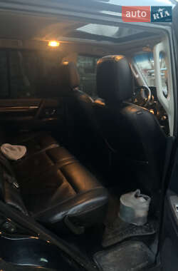 Внедорожник / Кроссовер Mitsubishi Pajero Wagon 2007 в 