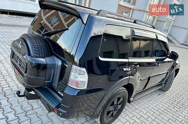 Внедорожник / Кроссовер Mitsubishi Pajero Wagon 2008 в 