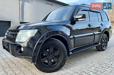 Внедорожник / Кроссовер Mitsubishi Pajero Wagon 2008 в 