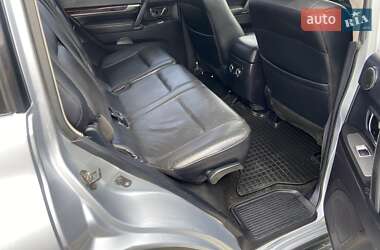 Внедорожник / Кроссовер Mitsubishi Pajero Wagon 2009 в 