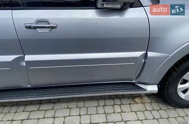 Внедорожник / Кроссовер Mitsubishi Pajero Wagon 2009 в 