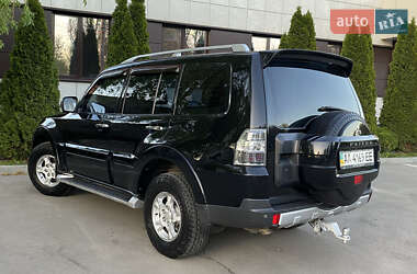 Внедорожник / Кроссовер Mitsubishi Pajero Wagon 2007 в 