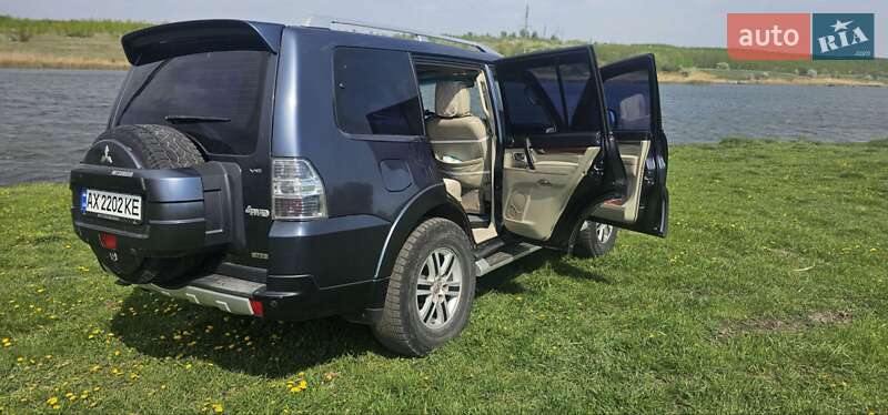 Внедорожник / Кроссовер Mitsubishi Pajero Wagon 2007 в Чугуеве фото 7 Внедорожник / Кроссовер Mitsubishi Pajero Wagon 2007 в Чугуеве