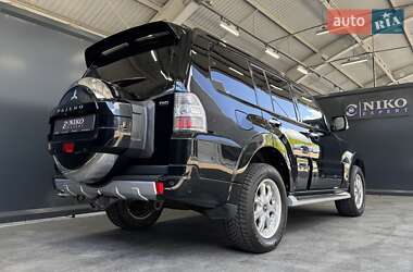 Внедорожник / Кроссовер Mitsubishi Pajero Wagon 2012 в 