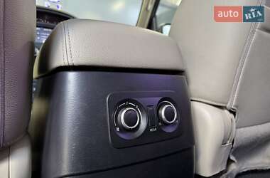 Внедорожник / Кроссовер Mitsubishi Pajero Wagon 2012 в 