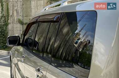 Позашляховик / Кросовер Mitsubishi Pajero Wagon 2007 в 